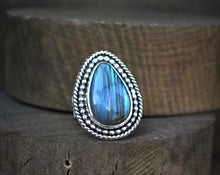 In the Forest Ring // Labradorite // Size 7.25
