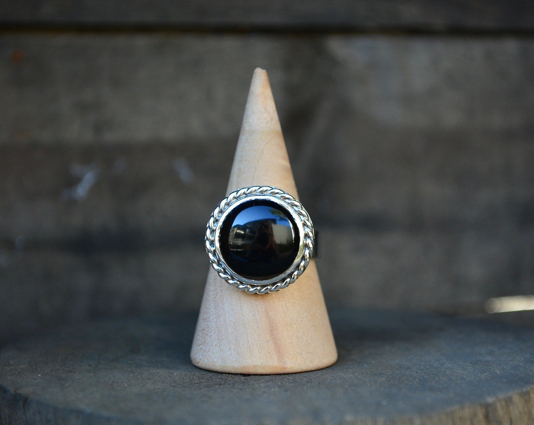Black Onyx Ring // Round // Made to Order