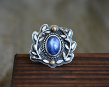Kyanite Olive Branch Ring // Size 8