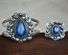Kyanite Olive Branch Ring // Size 8