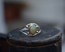Four Points Opal Ring // Size 6.5