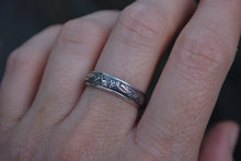 Leaf Pattern Sterling Silver Band