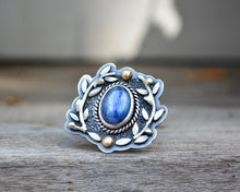Kyanite Olive Branch Ring // Size 8