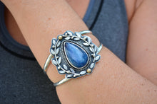 Kyanite Olive Branch Cuff