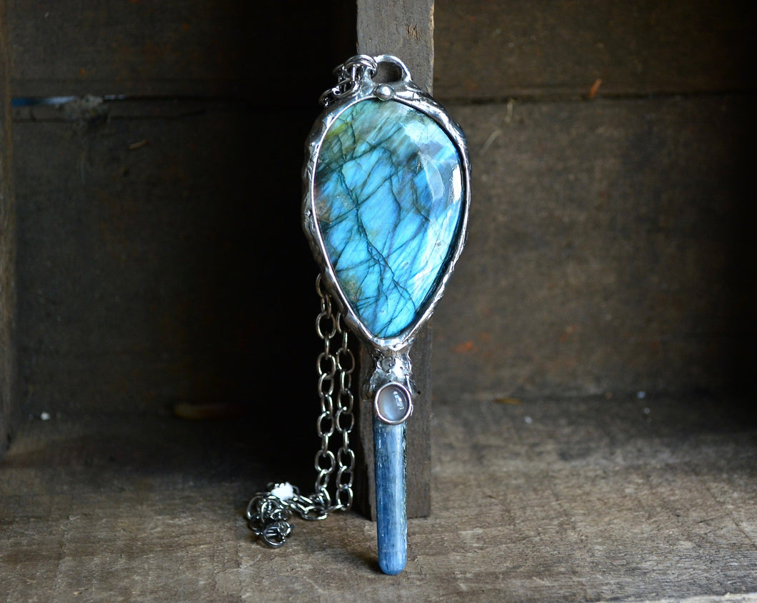 Labradorite Kyanite Wand Necklace