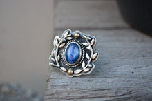 Kyanite Olive Branch Ring // Size 8