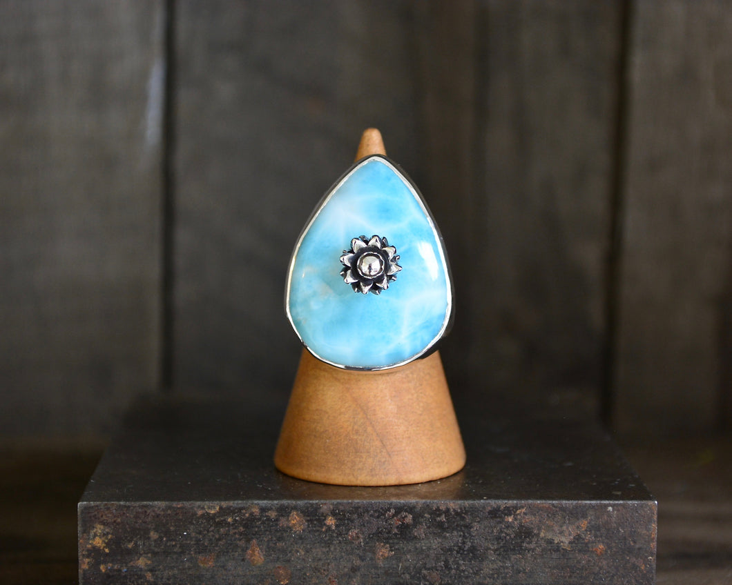 Larimar Daisy Ring // Size 6.75