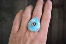 Larimar Daisy Ring // Size 6.75