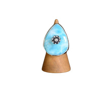 Larimar Daisy Ring // Size 6.75