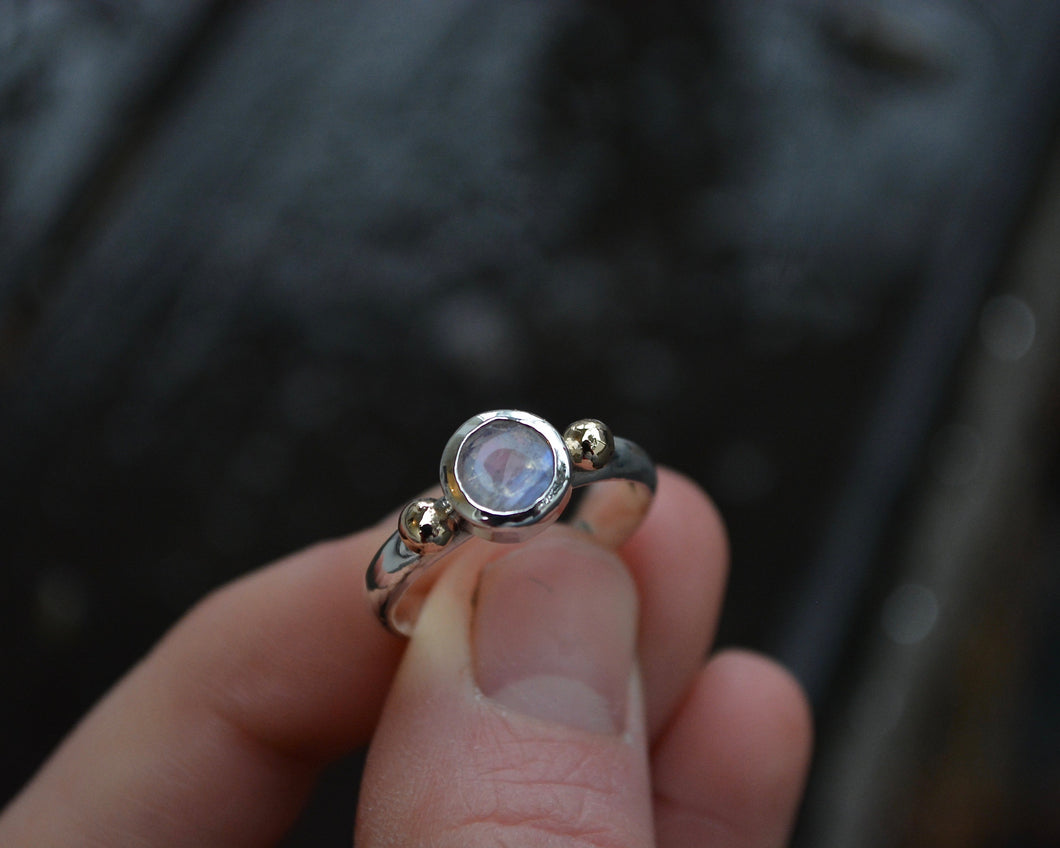 Rainbow Moonstone 14K Sterling Ring // Size 8.25